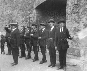 IRA members drilling at Kilmainham Gaol. (Military Archives)