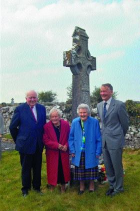 The four grandchildren of J.K. Bracken at a ceremony (organised by the JK Brackens GAA club of Templemore, Co. Tipperary) in Tankardstown cemetery, Kilmallock, Co. Limerick, to mark the centenary of his death on 2 May 2004. (Sheamus O’Donoghue)