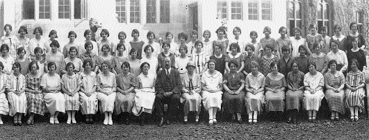 Graduates of Stranmillis College, c.1920s-Catholic students were forbidden by their church from attending. (Stranmillis College Library)