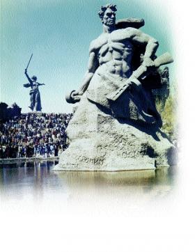 Monument to Second World War partisans on the bank of the River Volga, near Volgagrad, formerly Stalingrad. (Connolly Books)