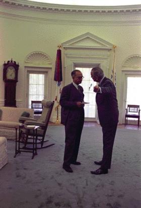 Johnson in conversation in the Oval Office with Democratic Senator J. William Fulbright, who pushed the Gulf of Tonkin Resolution through Congress. Two years later Fulbright opened Congressional hearings to investigate US policy in Vietnam and publicly questioned Johnson’s key advisers. (Lyndon Baines Johnson Library)