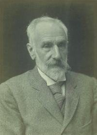 Ysidro Edgeworth in 1917, aged 72. (National Portrait Gallery, London)