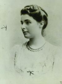 Beatrice Webb (née Potter) in 1883—the only female Edgeworth is recorded as pursuing. But in her diary for 4 June 1889 she wrote: ‘This man is pathetic . . . he bores me’. (National Portrait Gallery, London)