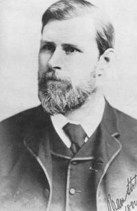 Bram Stoker in his mid-thirties. (Stoker-Dracula Organisation)