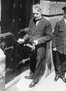 W.T. Cosgrave officially opening the newly restored GPO in July 1929. In an eloquent speech he commented on ‘the radically altered political landscape’ and emphasised that ‘the Irish nation was progressing in the path of peace’. (Getty Images)