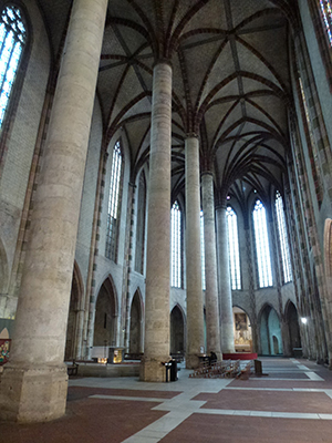 Above: The Dominican convent of Les Jacobins, Toulouse, known as the ‘jewel of Occitan Gothic architecture’, founded c. 1230. Dominic had previously operated from a house in Toulouse from 1215.